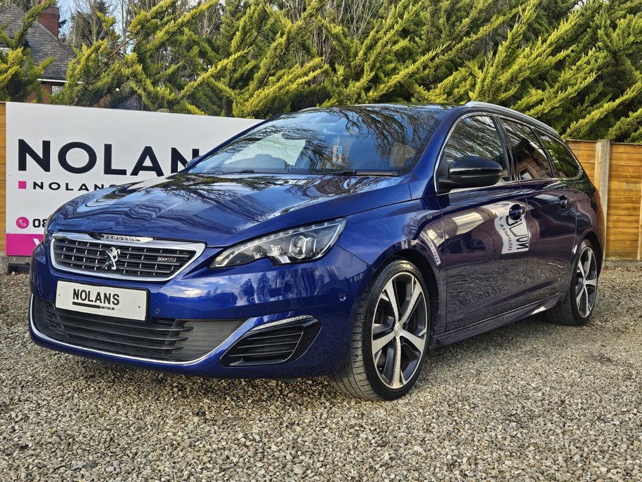 2016 Peugeot 308 - image 10