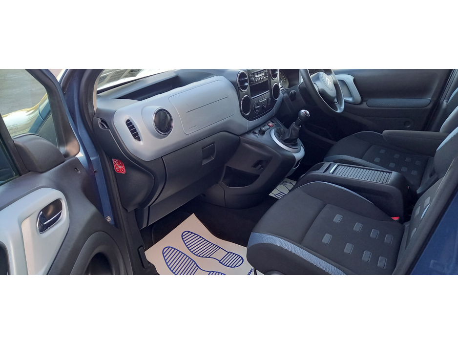 2012 Citroen Berlingo Multispace - image 12