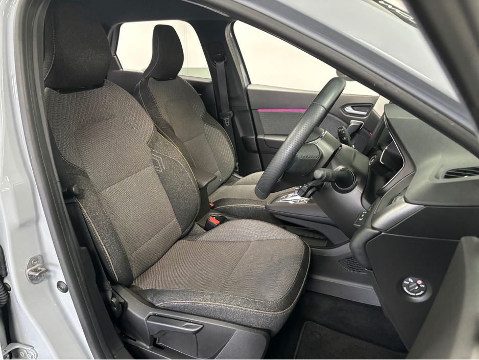 2025 Renault Symbioz - image 7