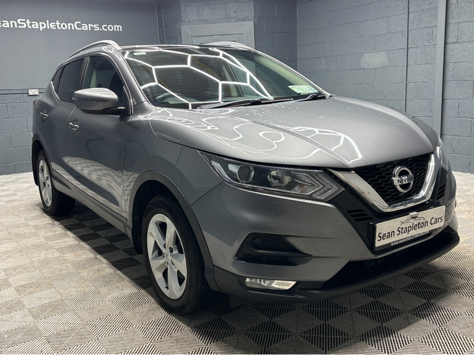 2018 Nissan Qashqai - image 4
