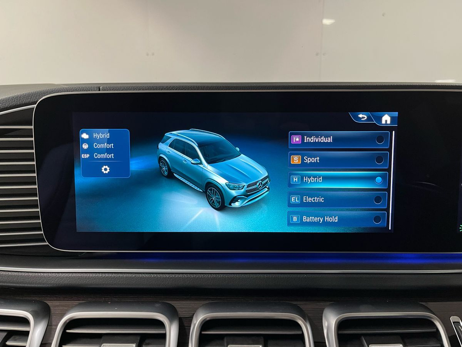 2026 Mercedes-Benz GLE Class 350de Sport Edition 4Matic - 20 Inch Alloys - Reversing Camera - Ambient Lighting - Sat Nav - Climate Control - Electric Heated Seats - Apple CarPlay/Android Auto €108,680