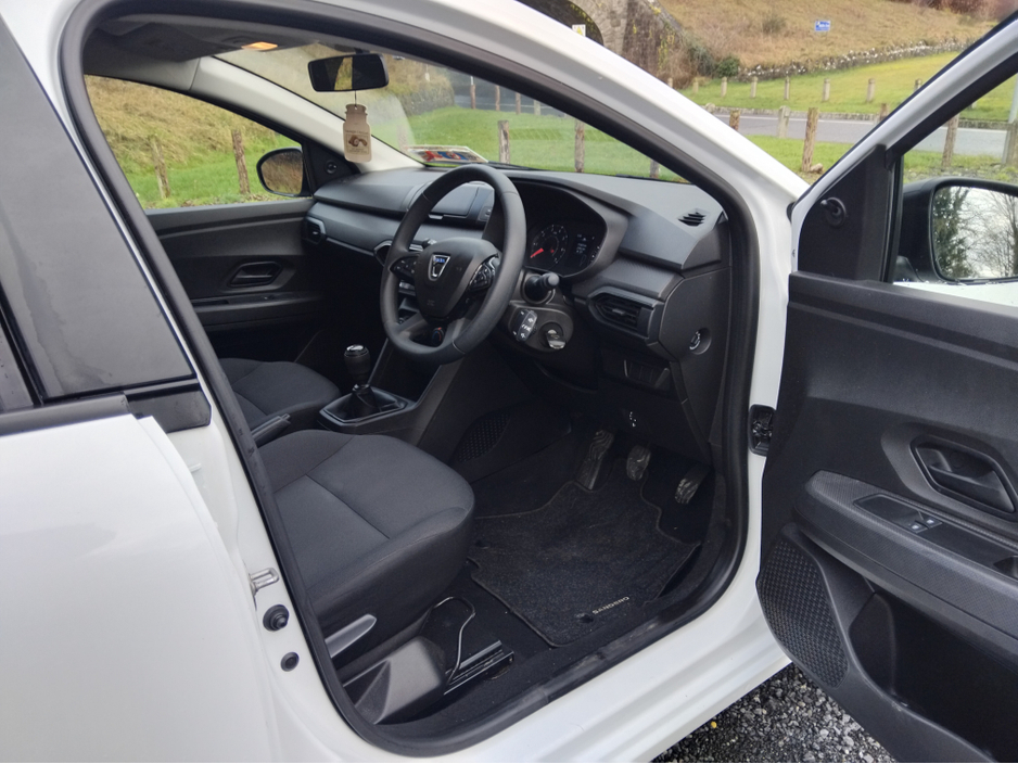 2021 Dacia Sandero ESSENTIAL SCE 65 MY21. MY21.5 4DR €11,950