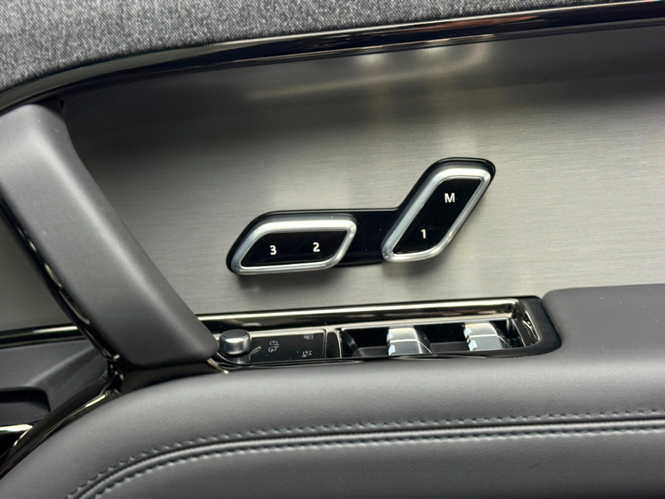 2026 Land Rover Range Rover Sport - image 23