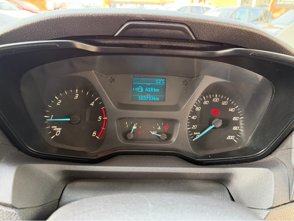 2017 Ford Transit - image 15