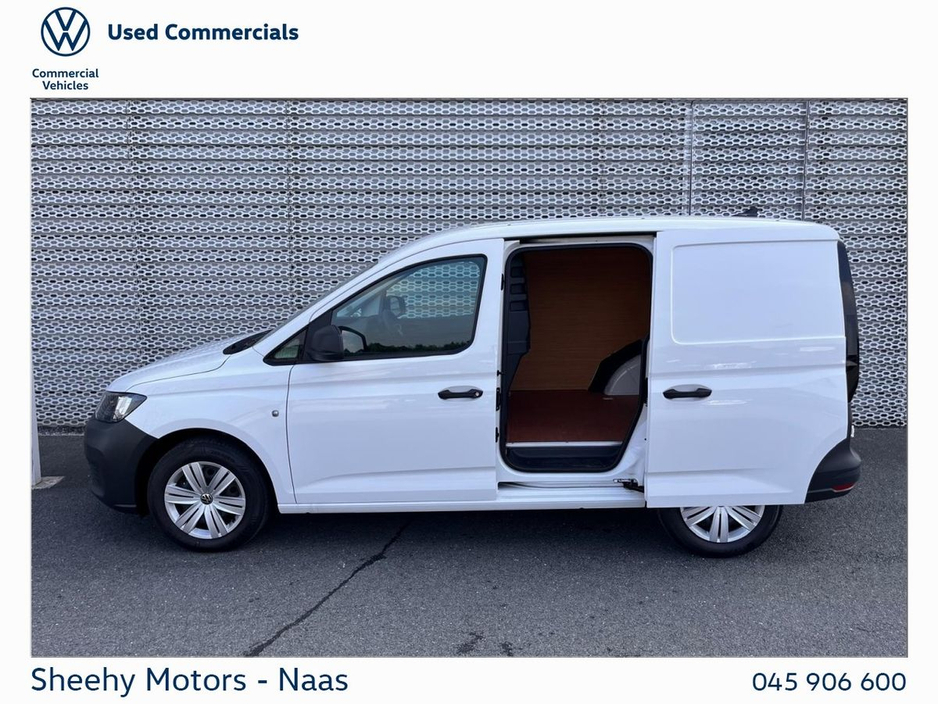 2025 Volkswagen Caddy CARGO 102HP M6F €22,495