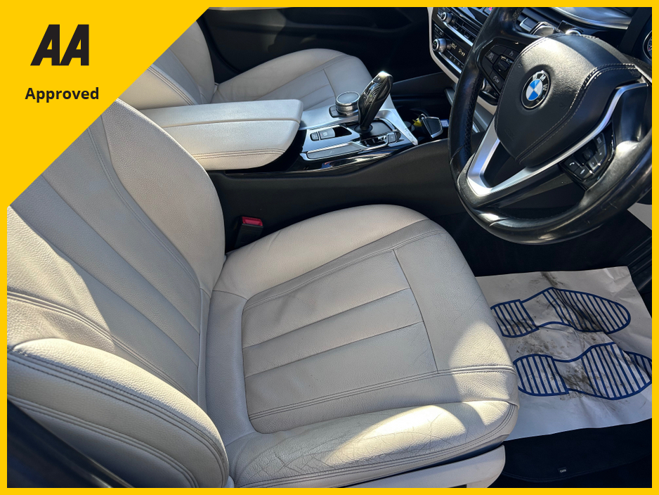 2017 BMW 5 Series - image 21