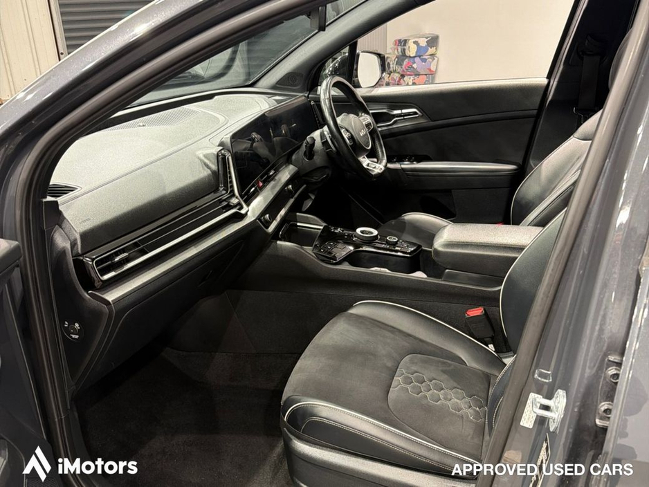 2023 Kia Sportage - image 12
