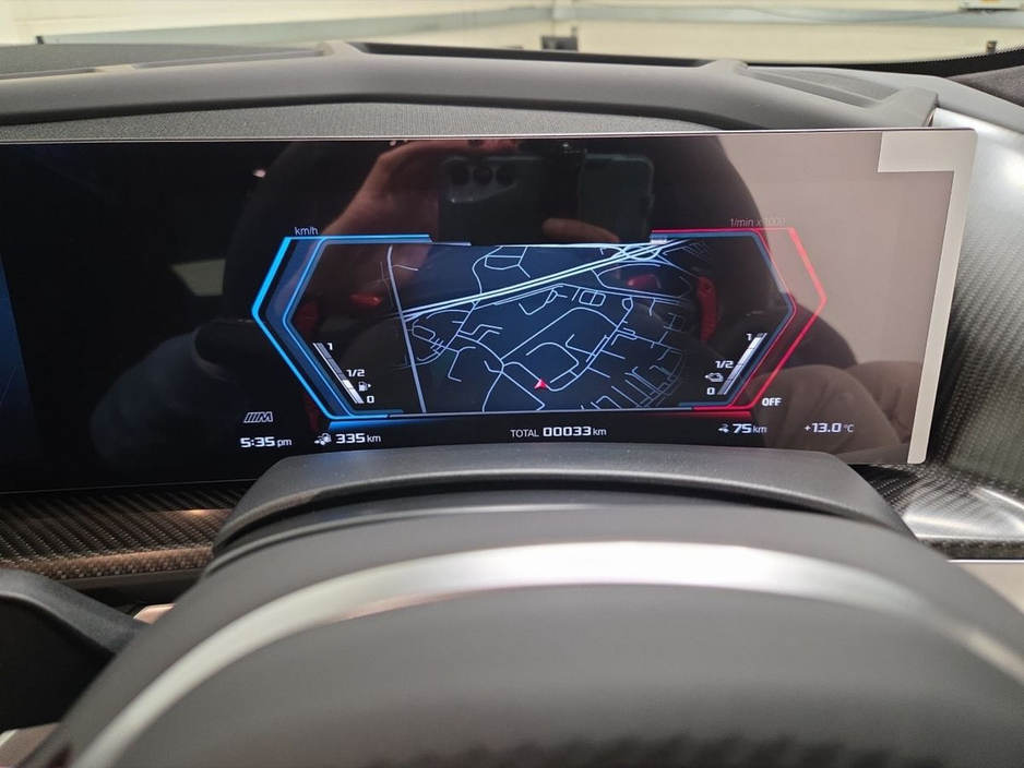 2026 BMW XM - image 9