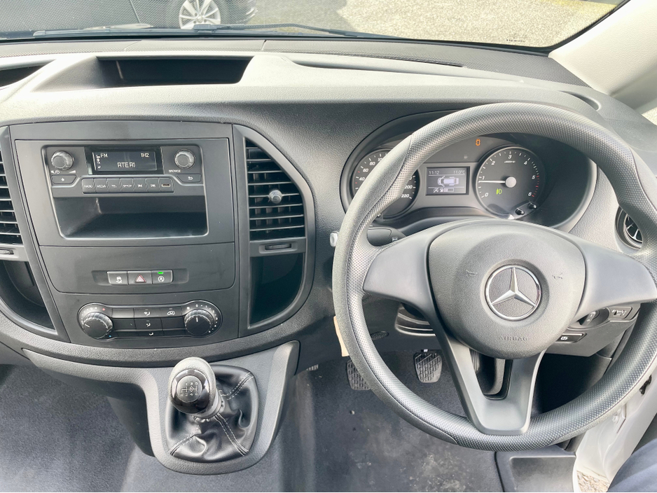 2023 Mercedes-Benz Vito - image 10