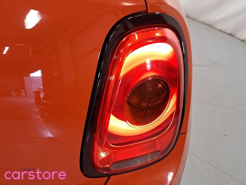 2019 MINI Hatch - image 24