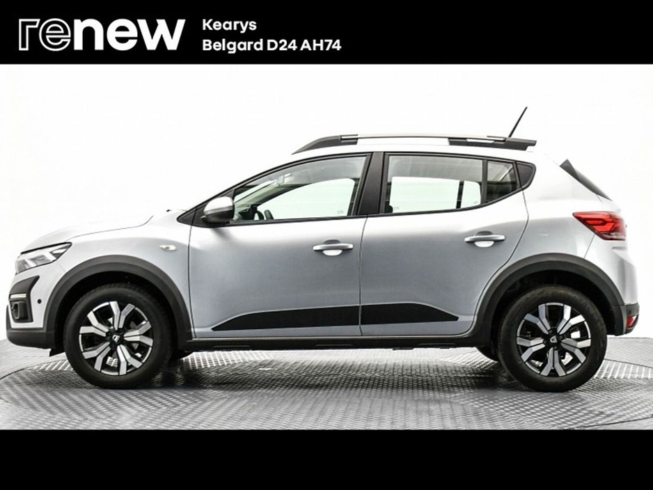 2022 Dacia Sandero Stepway - image 14