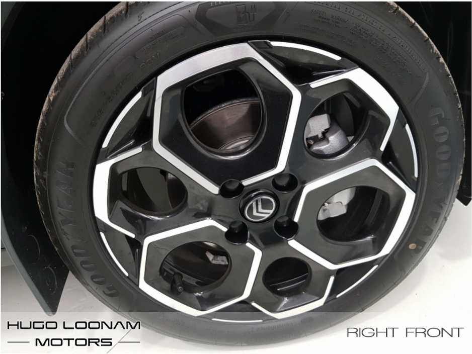 2025 Citroen C3 - image 14