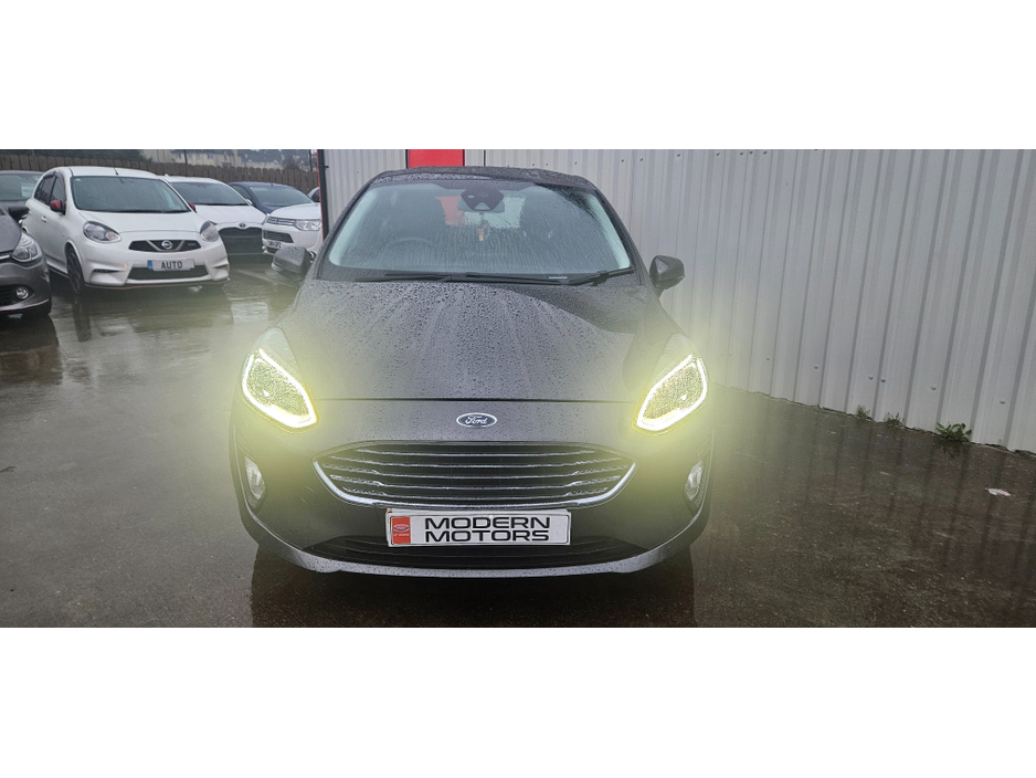 2018 Ford Fiesta ZETEC 1.1 petrol 84bhp 5dr new model €9,950
