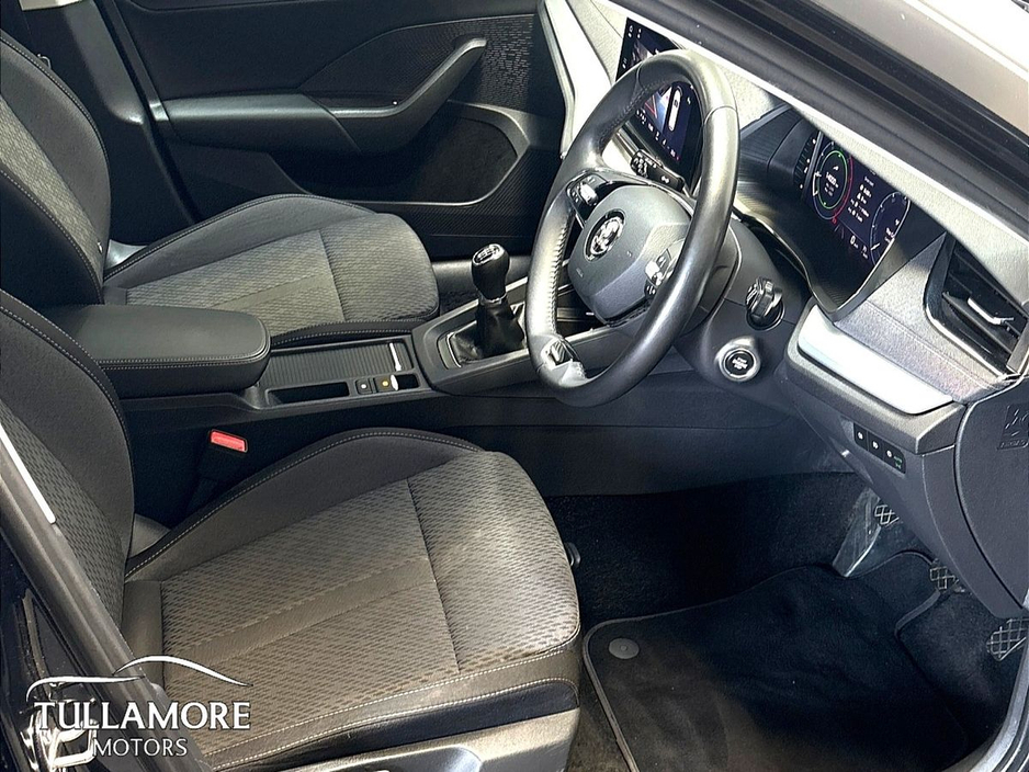 2024 Skoda Octavia - image 17