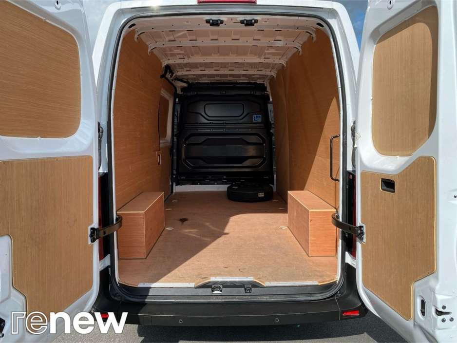 2025 Renault Master FWD LM35 Blue dCi 130 Advance €28,857