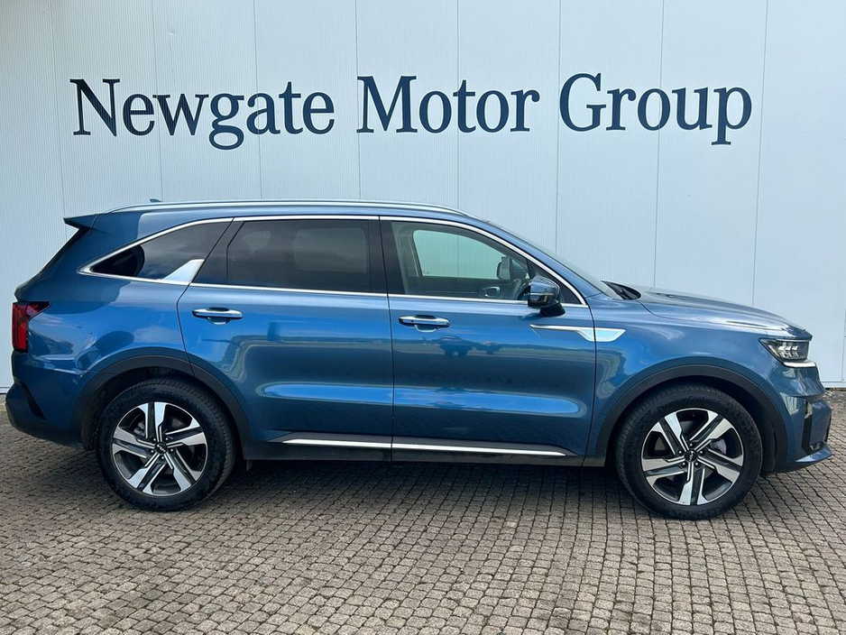 2021 Kia Sorento - image 6