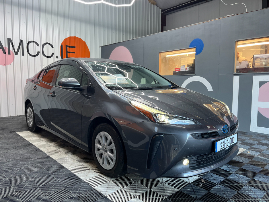 2022 Toyota Prius €21950! 2022 TOYOTA PRIUS S 4WD 1.8 AUTOMATIC / REVERSE CAMERA / CRUISE CONTROL €21,950