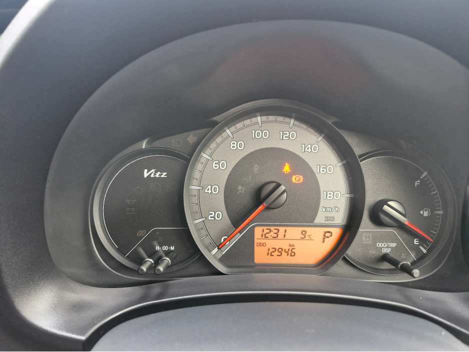 2015 Toyota Vitz LOW KMS AUTOMATIC €9,950