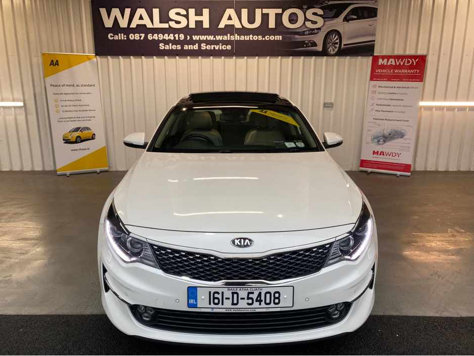 2016 Kia Optima - image 2