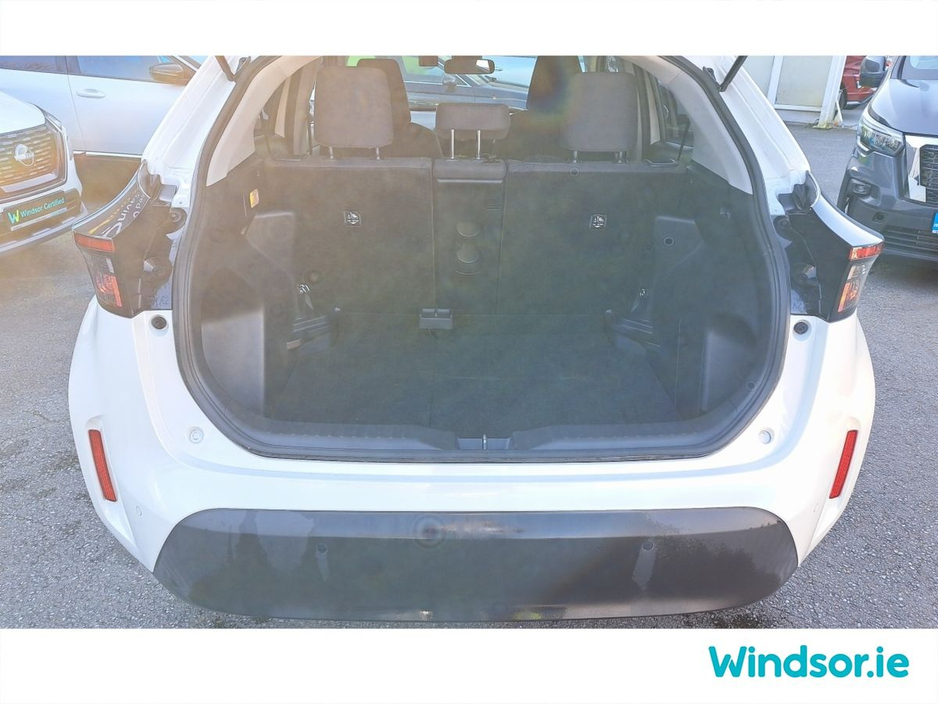 2021 Toyota Yaris Cross - image 33