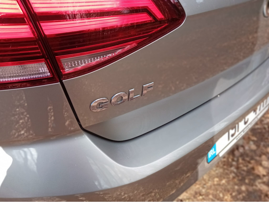 2019 Volkswagen Golf - image 9