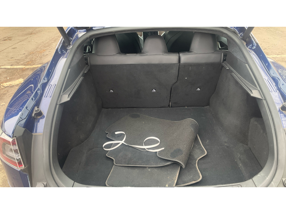 2019 Tesla Model S - image 16