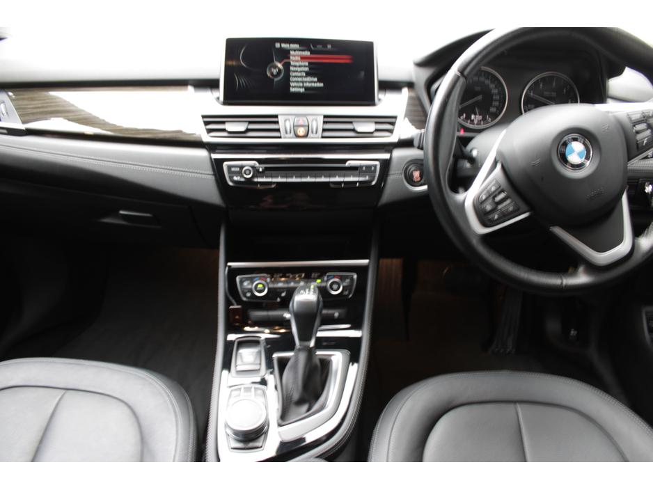 2017 BMW 2 Series 2.0D SE LUXURY 7 SEATER AUTOMATIC // 82,000KM // IMMACULATE CONDITION THROUGHOUT // BUY WITH CONFIDENCE AA AND SIMI APPROVED DEALER 2026 // FINANCE ARRANGED // ALL TRADE INS WELCOME // €18,950