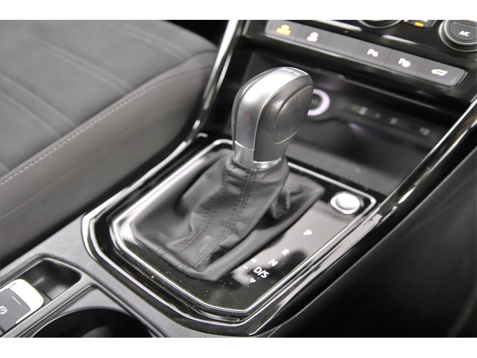 2016 Volkswagen Touran 1.4 TSI DSG HIGHLINE *REVERSE CAM*