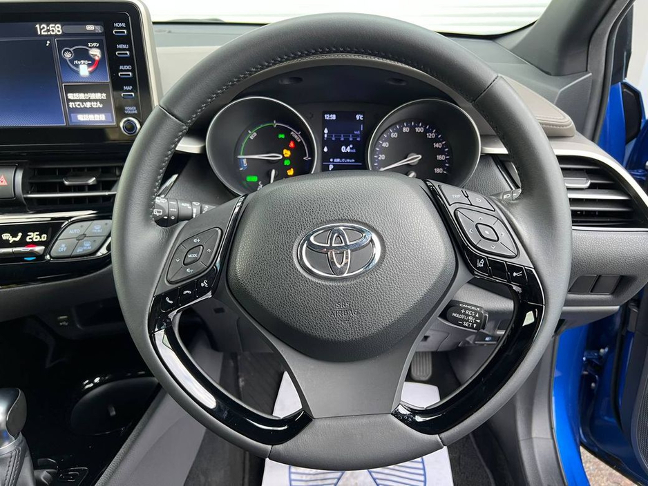 2019 Toyota C-HR 1.8 HYBRID // SERVICE HISTORY // TOP VIEW PARKING CAMERAS // DUAL ZONE CLIMATE CONTROL €19,900