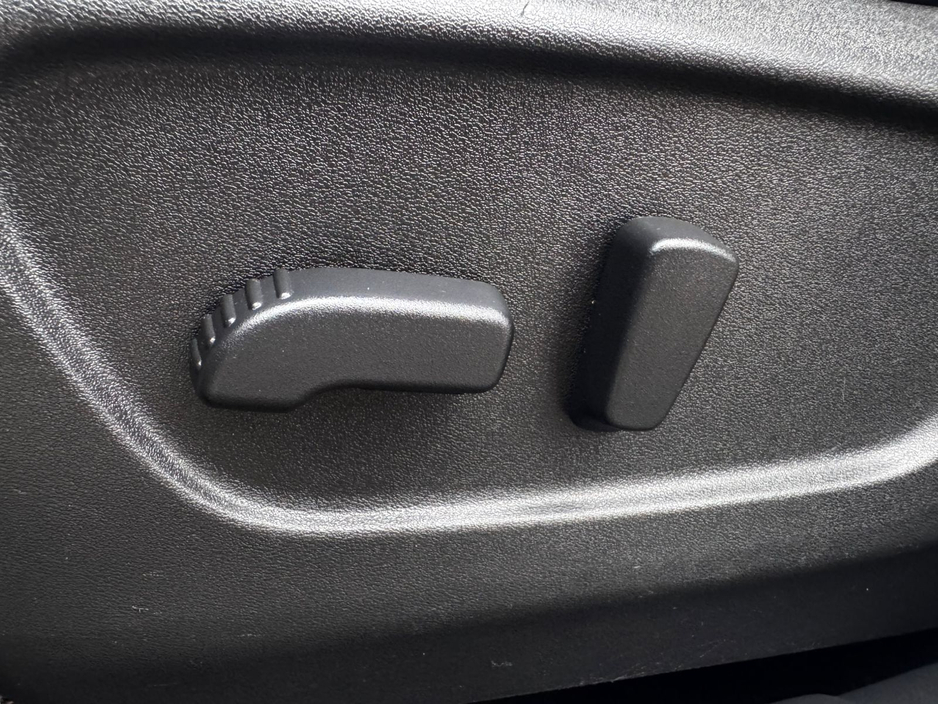 2017 Nissan X-Trail - image 37