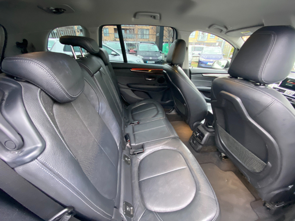 2016 BMW 2 Series - image 9