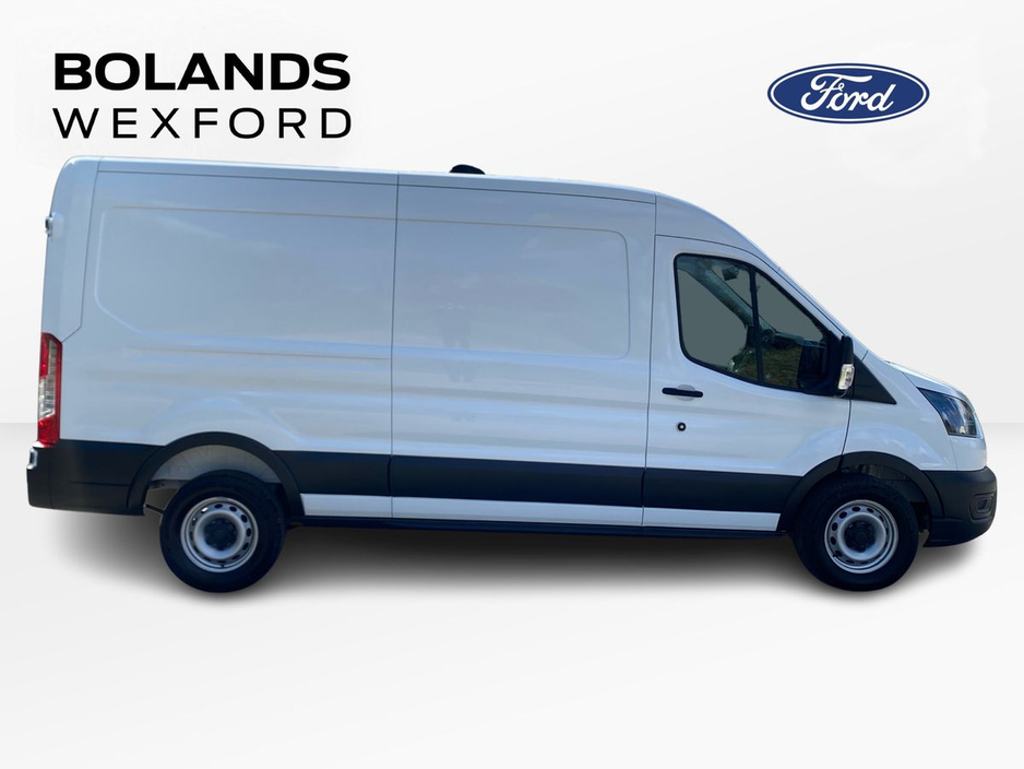 2025 Ford Transit - image 4