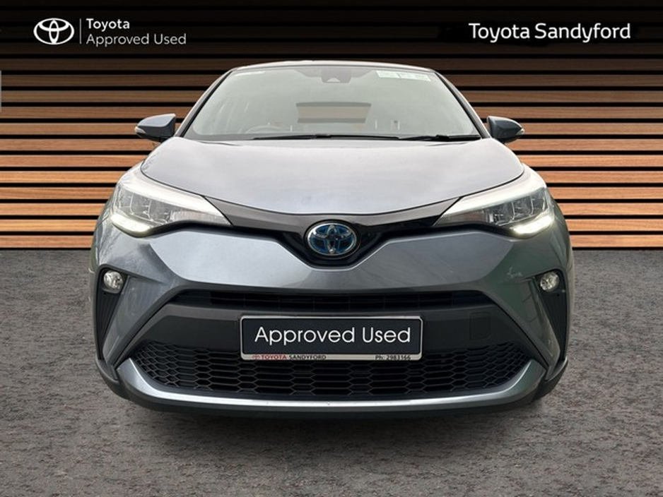2021 Toyota C-HR HYBRID LUNA // REAR CAMERA // BLUETOOTH // AIR CON // TOYOTA SAFETY SENSE // €180 ROAD TAX // FULL WARRANTY €23,945