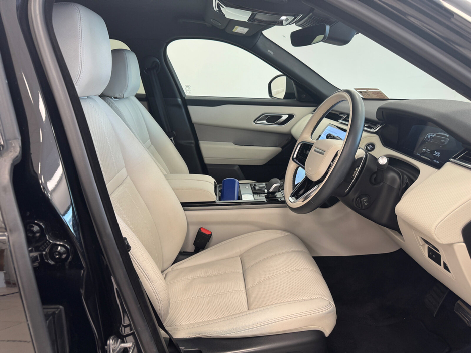 2023 Land Rover Range Rover Velar - image 5