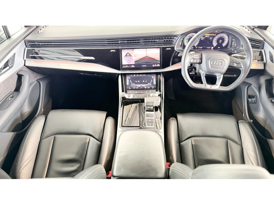 2021 Audi Q7 - image 7