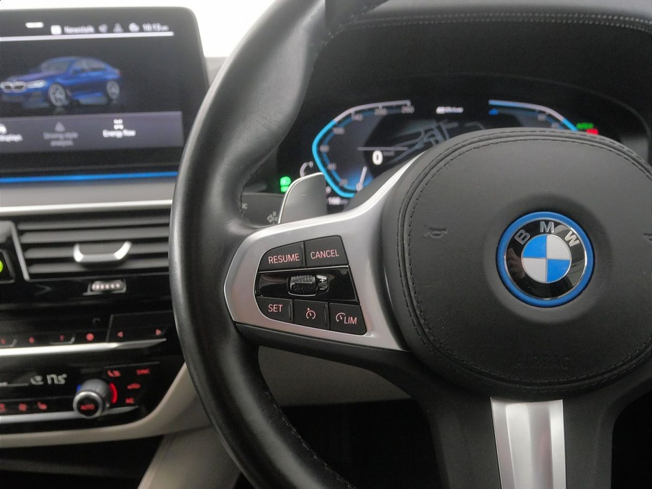 2023 BMW 5 Series 530e M Sport Saloon €46,900