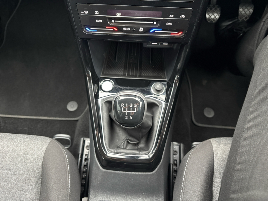 2025 Volkswagen T-Cross - image 20