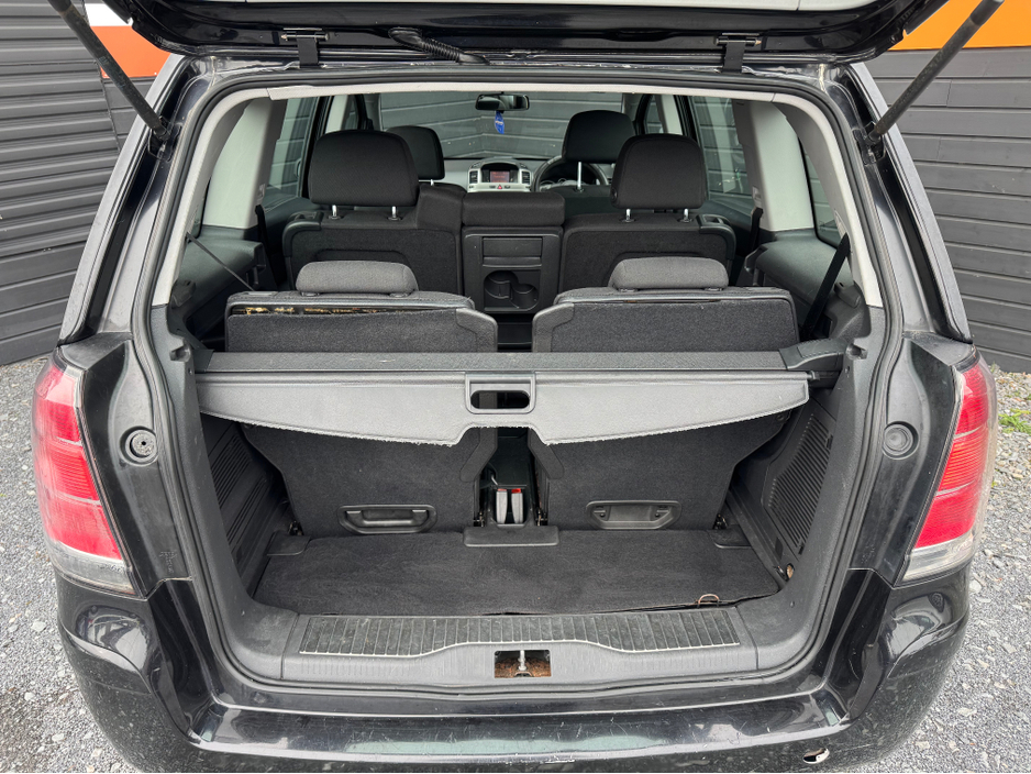 2007 Opel Zafira CLUB 1.6 I 16V €2,995