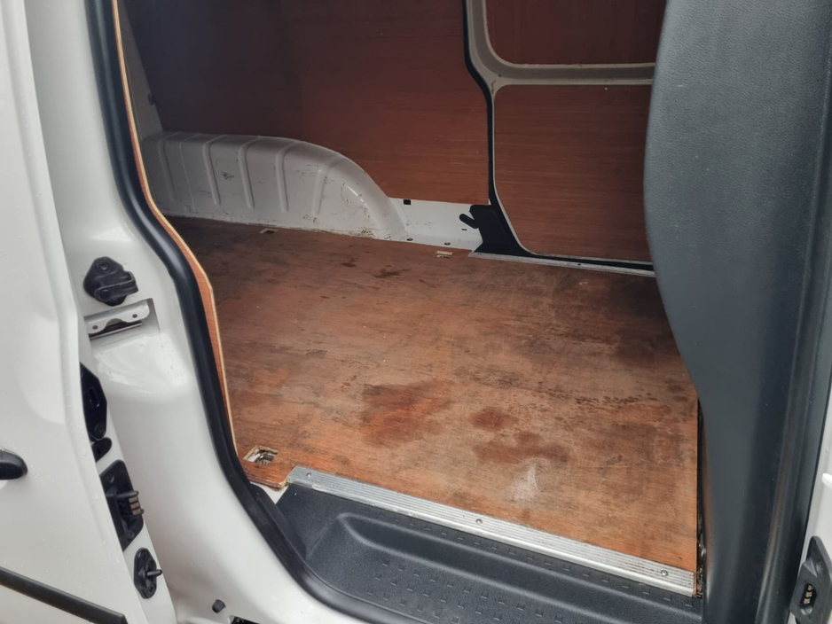 2020 Volkswagen Caddy MAXI  LWB 2.0 TDI  MANUAL   (INC VAT ).137 KLMS  @ REDDY2DRIVE LTD €14,500