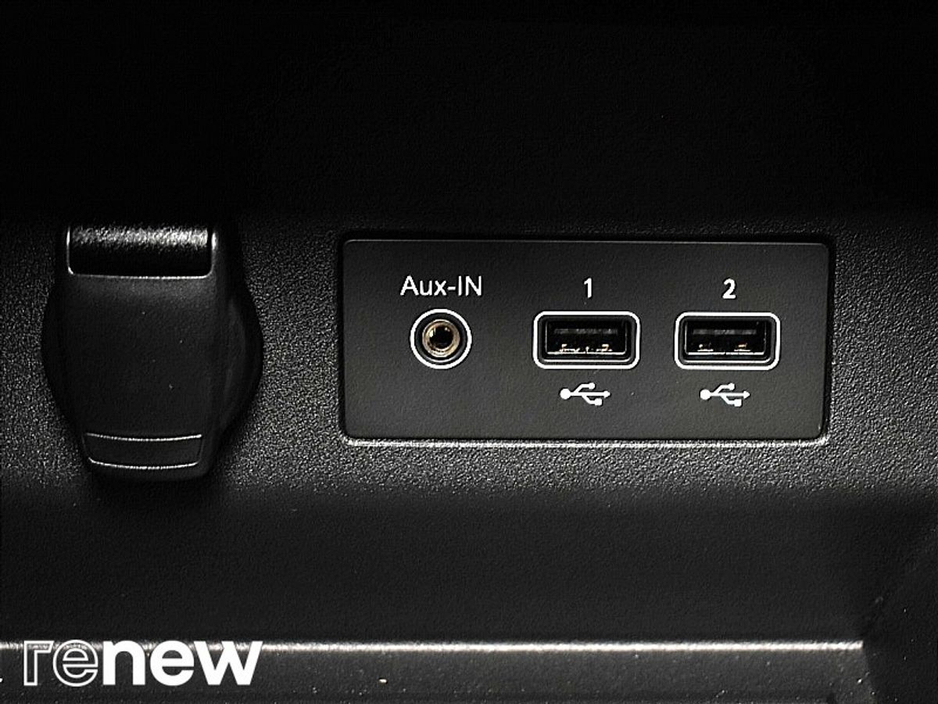 2021 Renault Clio - image 22