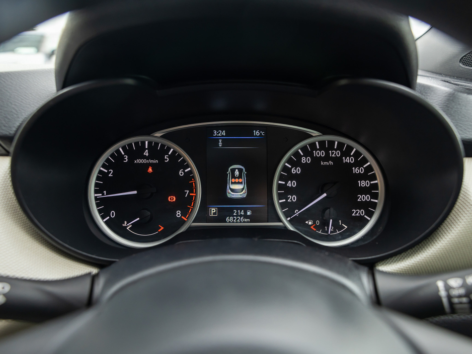 2019 Nissan Micra - image 12