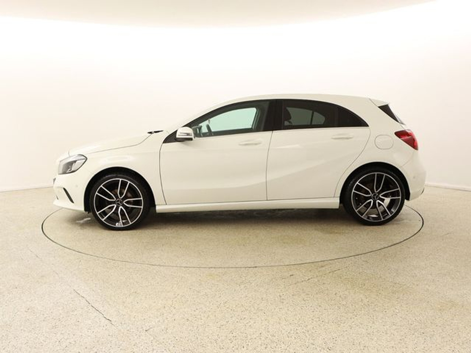 2015 Mercedes-Benz A Class - image 4
