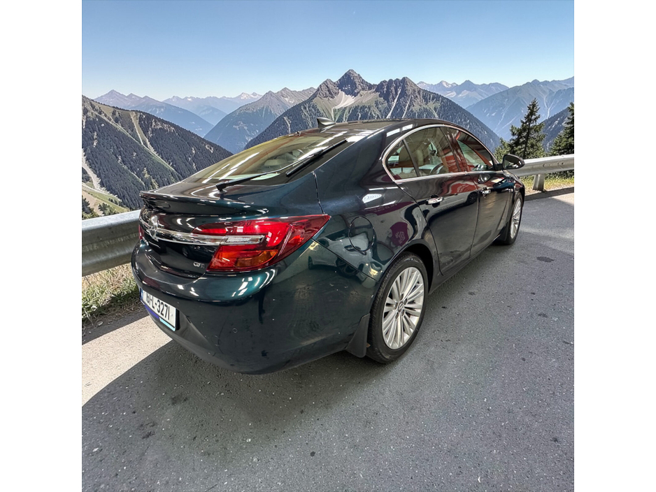 2016 Opel Insignia - image 7