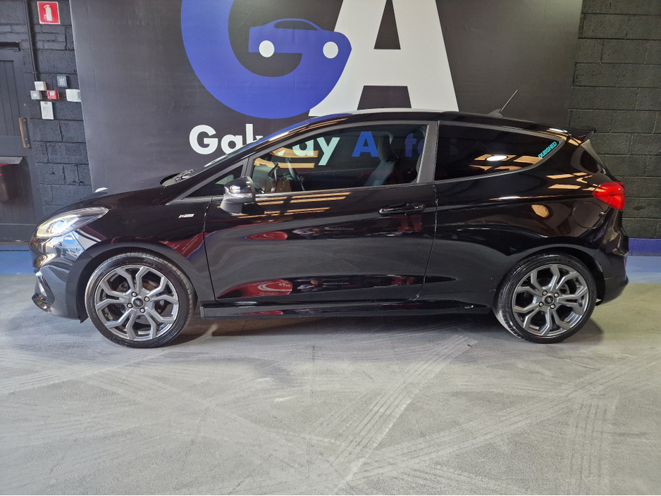 2019 Ford Fiesta - image 5