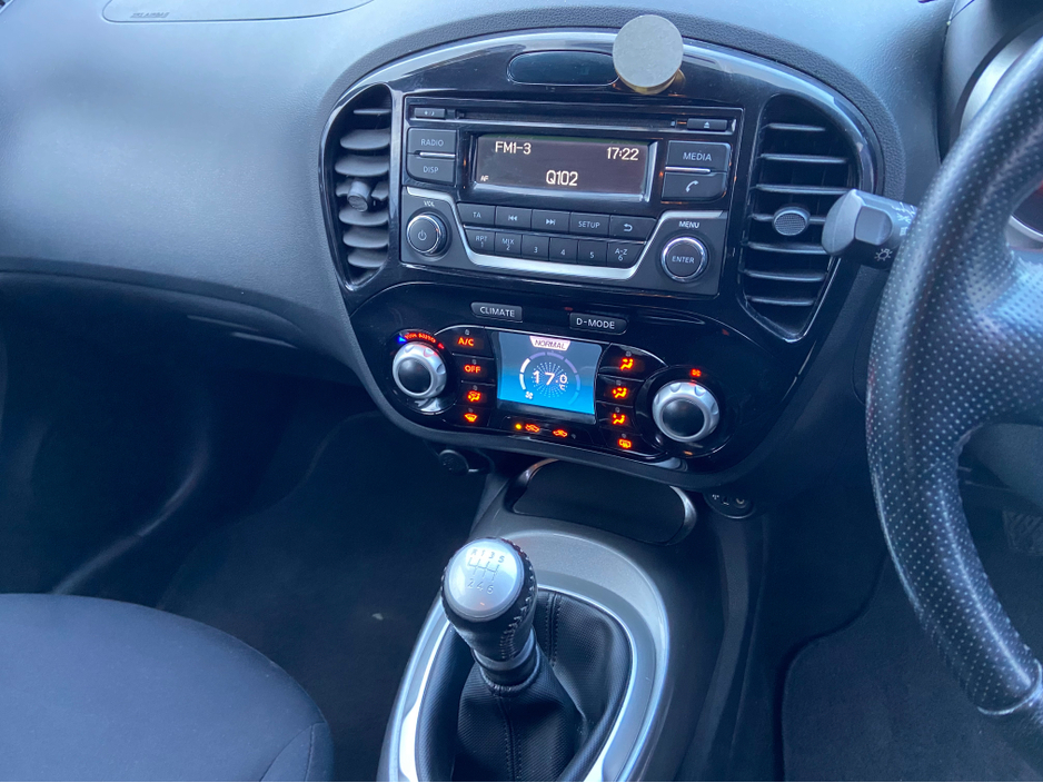 2014 Nissan Juke - image 11