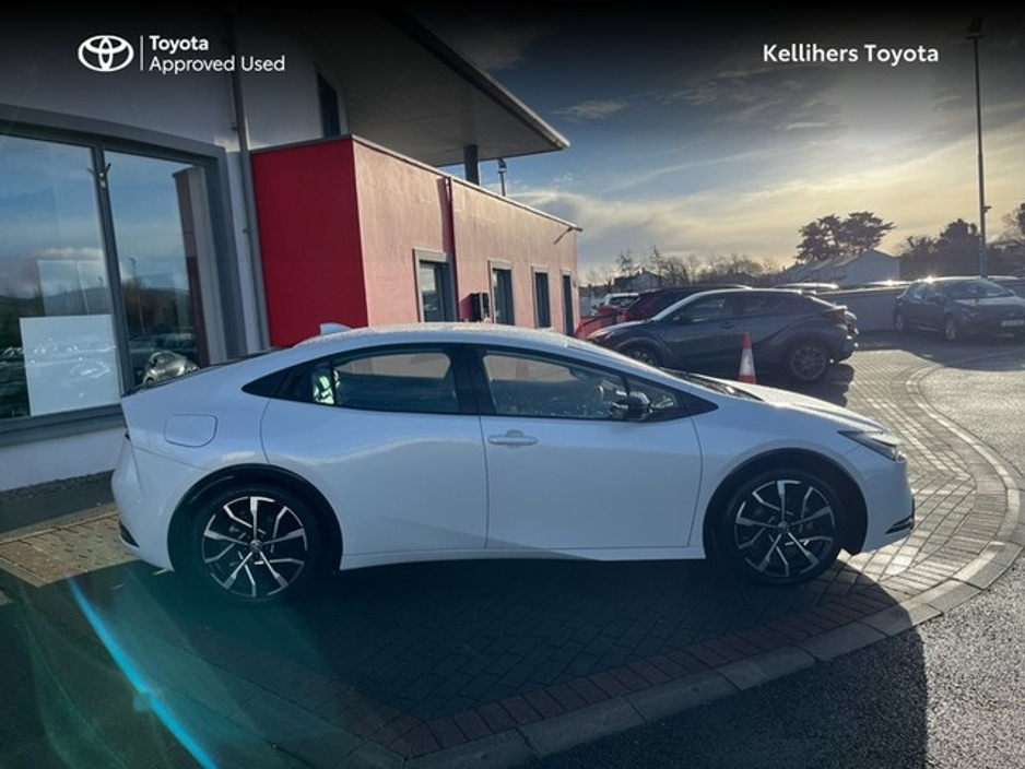 2024 Toyota Prius PLUG IN €40,950