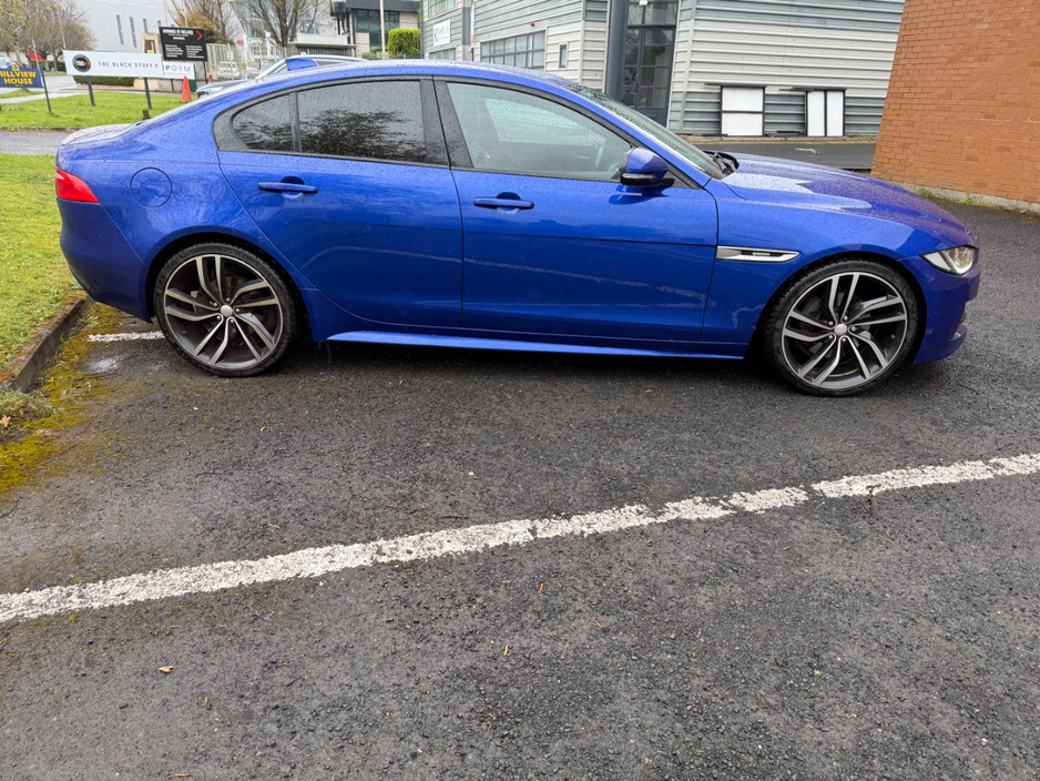 2017 Jaguar XE - image 6