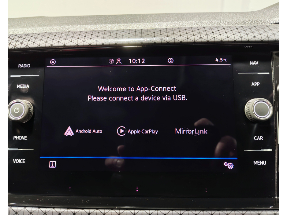 2023 Volkswagen T-Cross - image 6