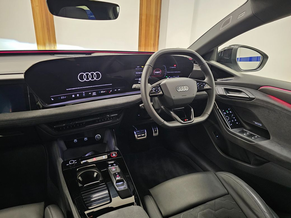 2025 Audi A6 Sportback e-tron - image 9