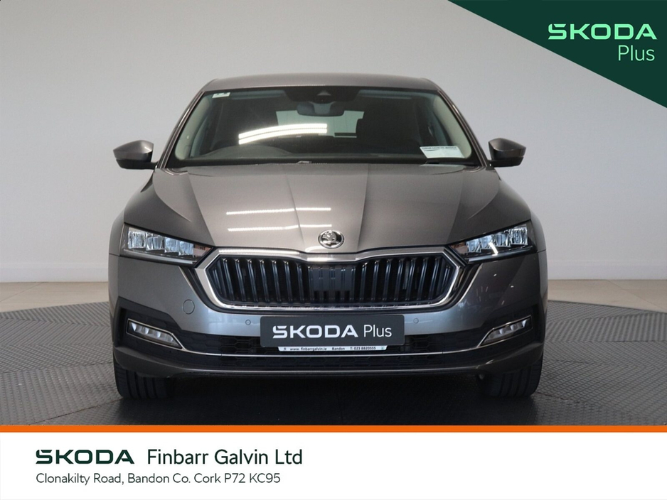 2024 Skoda Octavia - image 12